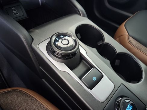 New 2026 Ford Bronco Sport Outer Banks w/ Outer Banks Tech Package+ AWD/4WD image 13