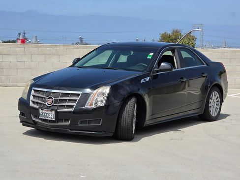 Used 2010 Cadillac CTS Sedan image 3