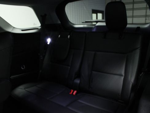 Used 2023 Ford Explorer XLT w/ Equipment Group 202A image 14