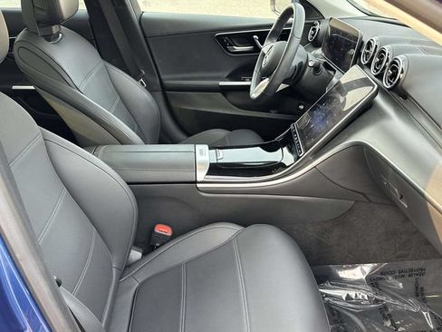 Used 2024 Mercedes-Benz C 300 4MATIC Sedan image 9