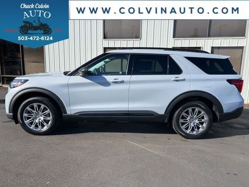 New 2026 Ford Explorer Active w/ Active Comfort Package image 9