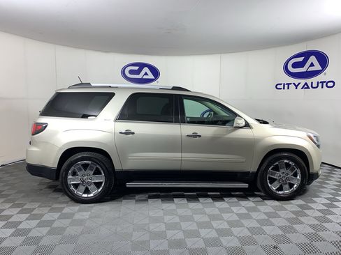 Used 2017 GMC Acadia Limited SLT AWD/4WD image 2