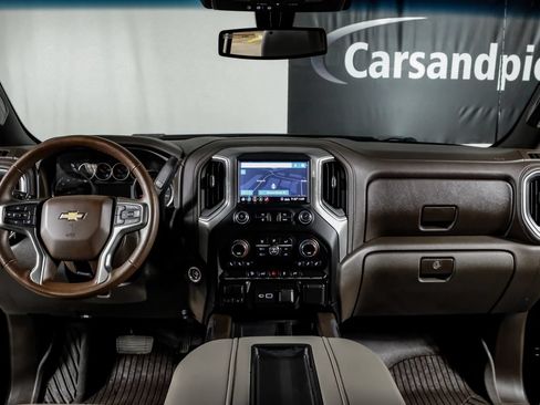 Used 2020 Chevrolet Silverado 2500 LTZ AWD/4WD image 15