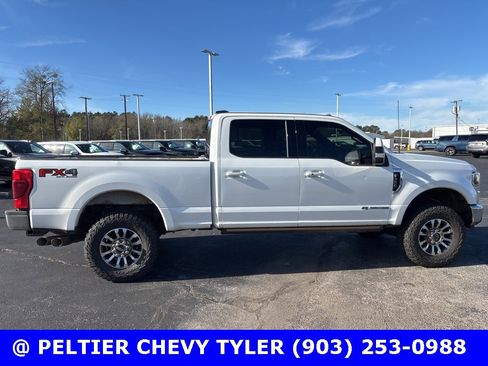 Used 2022 Ford F350 Lariat w/ Lariat Ultimate Package image 9