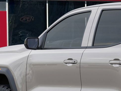 New 2026 GMC Canyon AT4 image 12