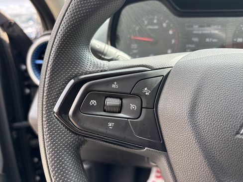 Used 2025 Chevrolet Trax LS FWD image 23