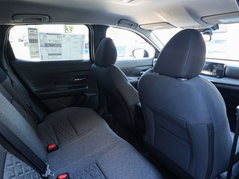 Used 2026 Nissan Kicks SV image 17