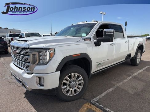 Used 2023 GMC Sierra 3500 Denali w/ Denali Ultimate Package AWD/4WD image 1