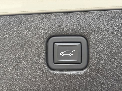 Used 2024 Chevrolet Blazer LT w/ Sound & Technology Package image 15