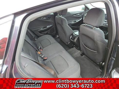 Used 2023 Chevrolet Malibu LT image 25