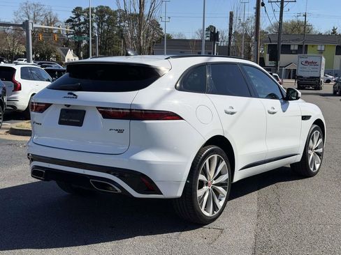Used 2023 Jaguar F-PACE R-Dynamic S image 20