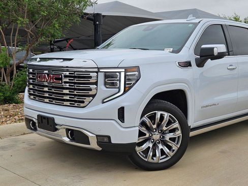 Used 2026 GMC Sierra 1500 Denali AWD/4WD image 6