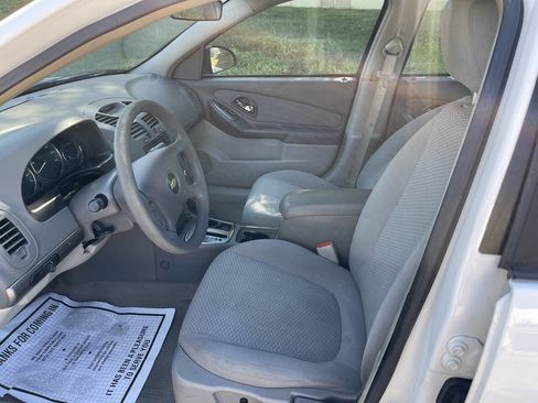 Used 2007 Chevrolet Malibu LS image 13