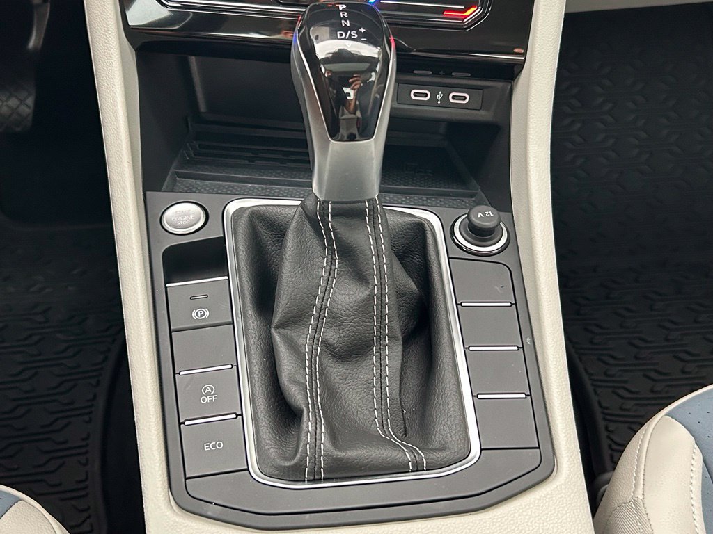 Certified 2026 Volkswagen Jetta SE FWD image 36