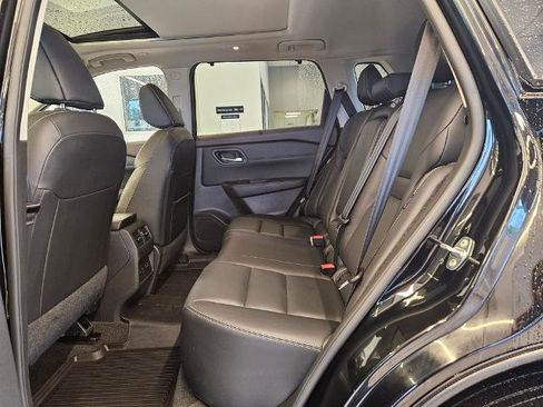 Certified 2023 Nissan Rogue SL w/ SL Premium Package AWD/4WD image 29