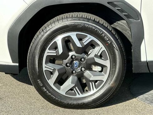 Certified 2026 Subaru Forester Premium AWD/4WD image 34