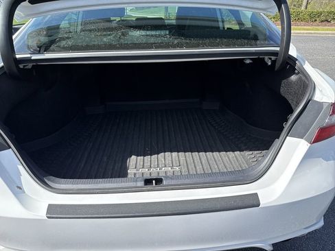 Used 2024 Toyota Camry SE w/ Cold Weather Package image 11