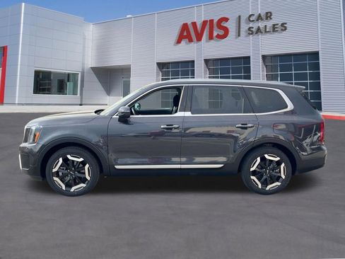 Used 2025 Kia Telluride S FWD image 10