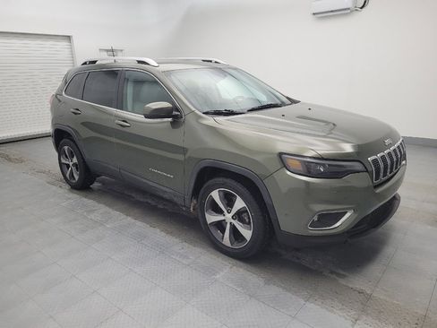 Used 2019 Jeep Cherokee Limited w/ Technology Group image 11