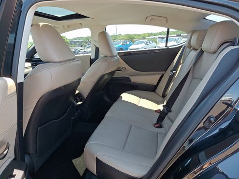 Used 2021 Lexus ES 350 w/ Premium Package FWD image 10