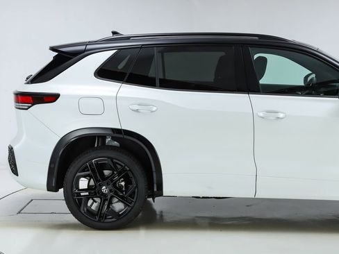 New 2026 Volkswagen Tiguan SE R-Line image 51