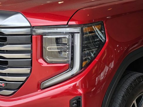 Used 2023 GMC Sierra 1500 AT4 w/ Technology Package AWD/4WD image 8