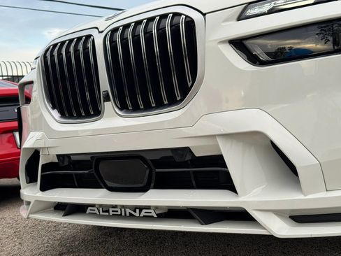 Used 2024 BMW ALPINA XB7 AWD/4WD image 13