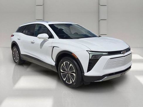 Certified 2024 Chevrolet Blazer EV LT AWD/4WD image 7