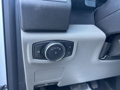 Used 2018 Ford F250 XL image 24