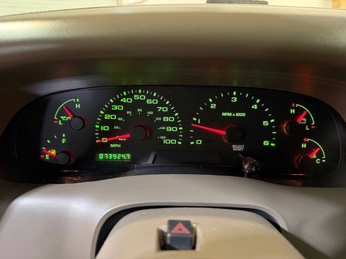 Used 2002 Ford F250 Lariat AWD/4WD image 5