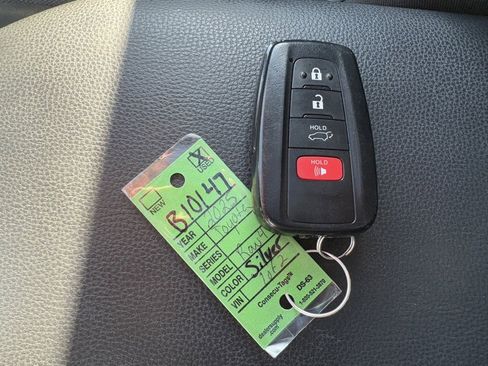 Certified 2025 Toyota RAV4 XLE image 26