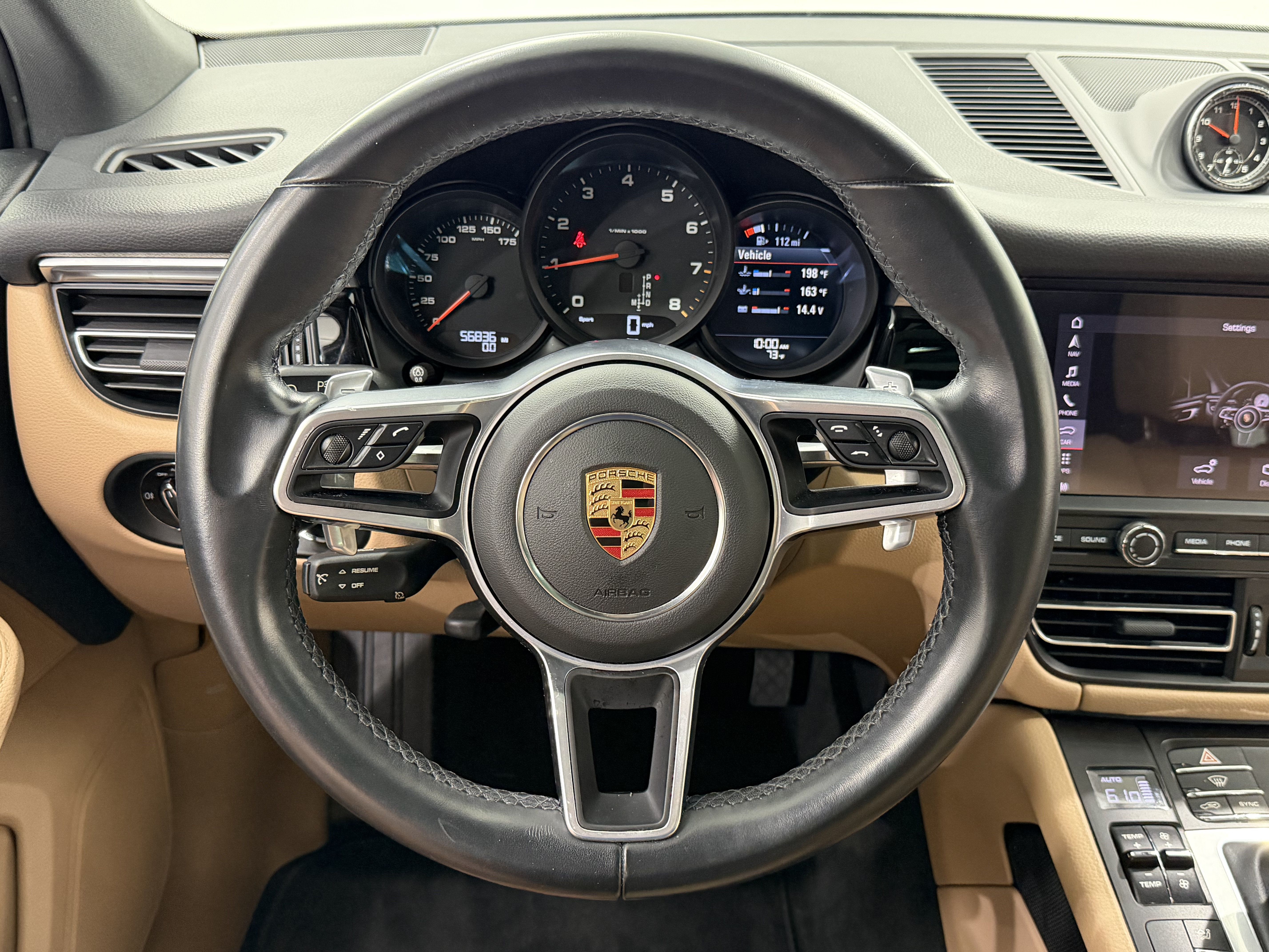 Certified 2021 Porsche Macan AWD/4WD image 43