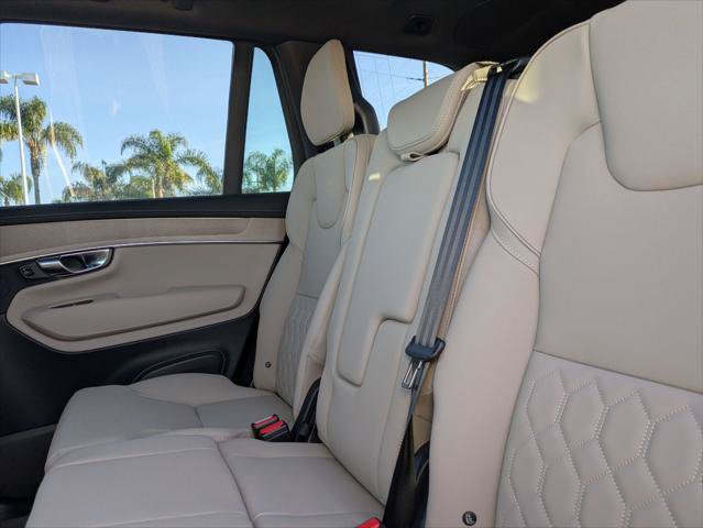 New 2026 Volvo XC90 T8 Plus w/ Protection Package Premier AWD/4WD image 12