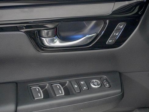 Certified 2025 Honda CR-V Sport Touring image 18