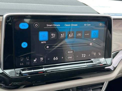 New 2026 Volkswagen Atlas SE image 28