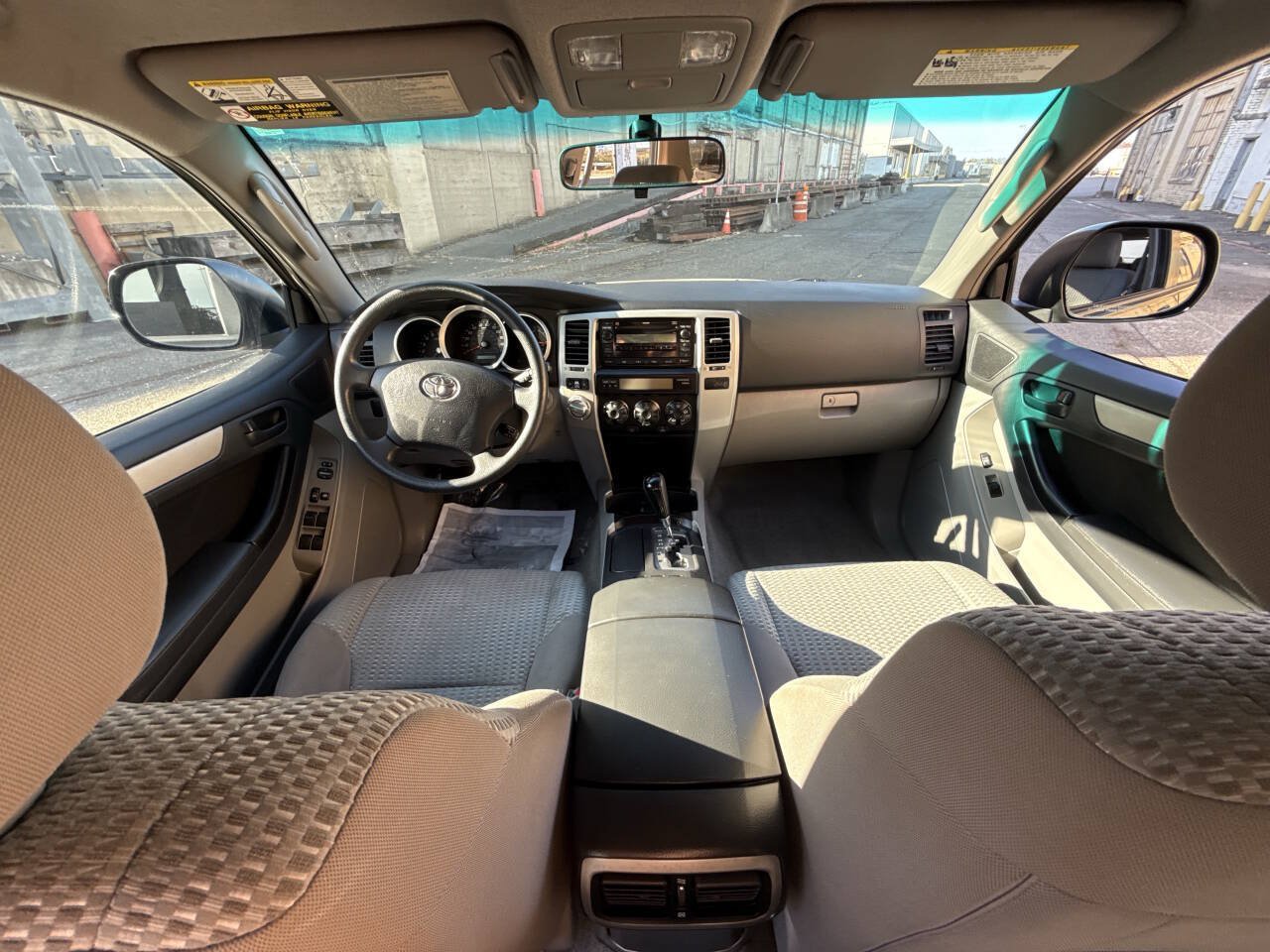 Used 2007 Toyota 4Runner SR5 AWD/4WD image 14