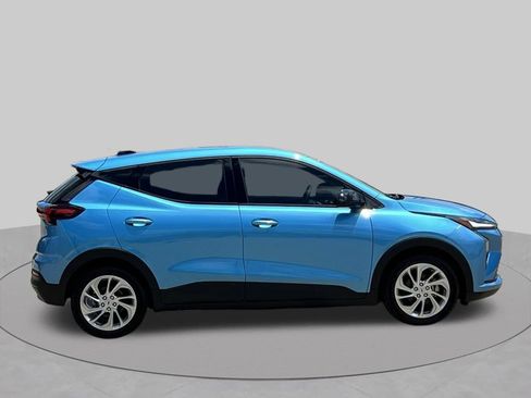 New 2027 Chevrolet Bolt LT w/ Comfort Package FWD image 8