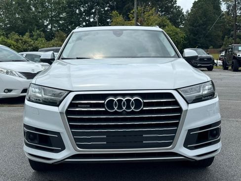 Used 2019 Audi Q7 3.0T Prestige w/ Prestige Package AWD/4WD image 3