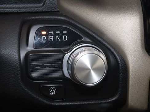 Used 2022 RAM 1500 Laramie RWD image 7