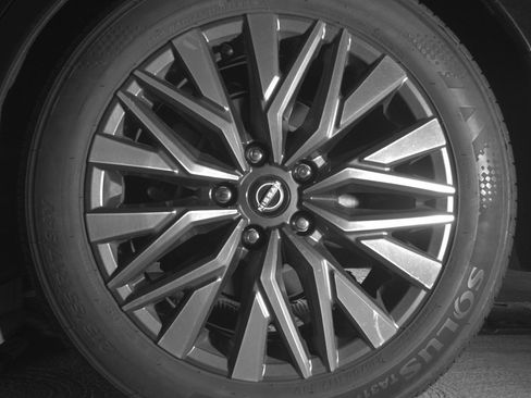 Used 2025 Nissan Altima 2.5 SV image 14