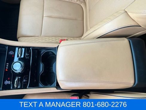 Used 2022 Jeep Grand Cherokee Summit AWD/4WD image 24
