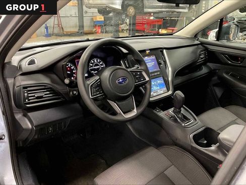 Used 2024 Subaru Outback AWD/4WD image 17