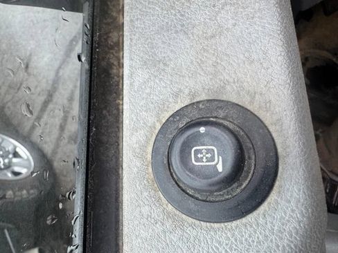 Used 2019 Ford E-350 and Econoline 350 Super Duty w/ Power Windows & Locks Group RWD image 7