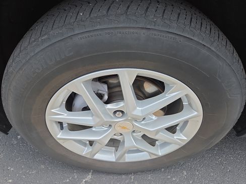 Used 2024 Chevrolet Equinox LT AWD/4WD image 12