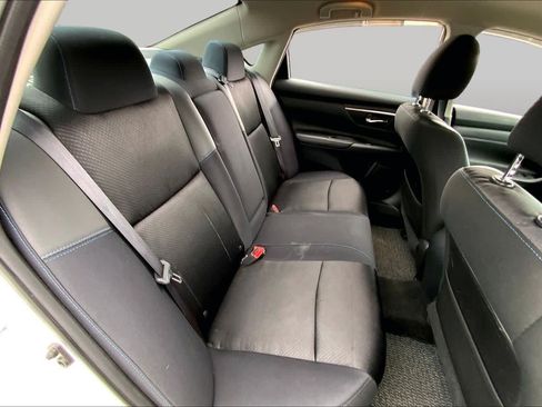 Used 2017 Nissan Altima 2.5 SR FWD image 18