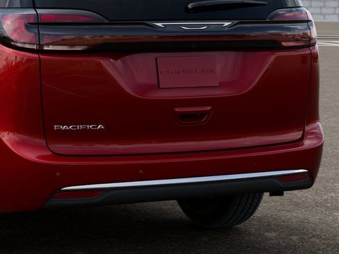 New 2027 Chrysler Pacifica Select FWD image 13