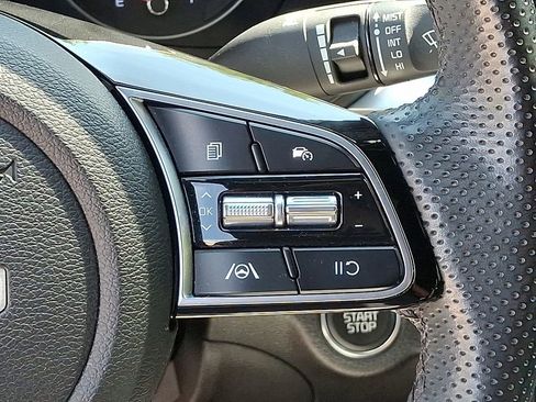 Used 2023 Kia Forte GT-Line image 23