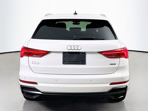 Used 2022 Audi Q3 2.0T Premium Plus image 6