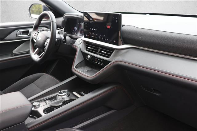 Used 2025 Ford Explorer ST AWD/4WD image 28