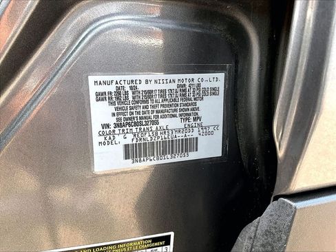 Used 2025 Nissan Kicks SV AWD/4WD image 33